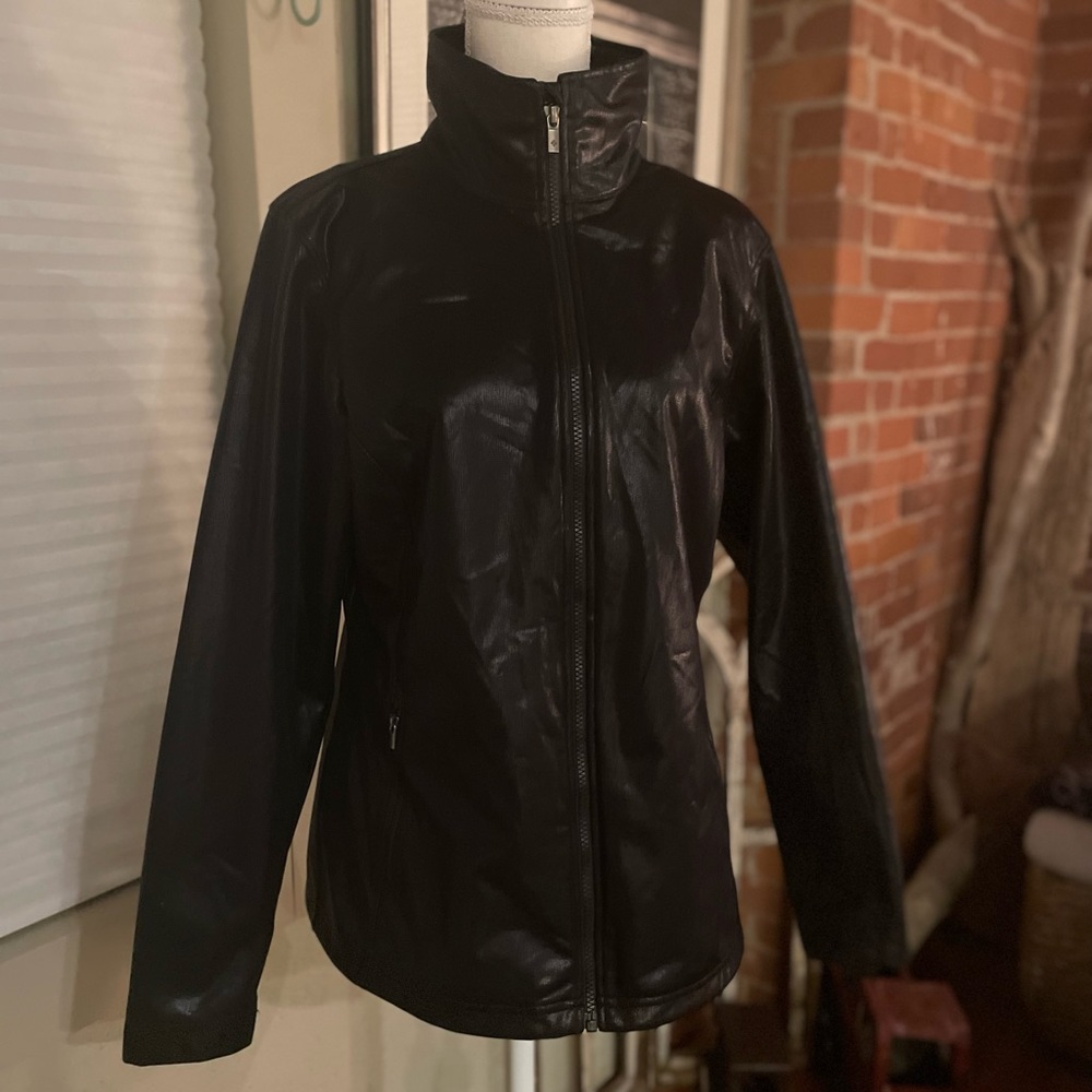 Columbia - Women’s Omni-Tech Jacket - EUC